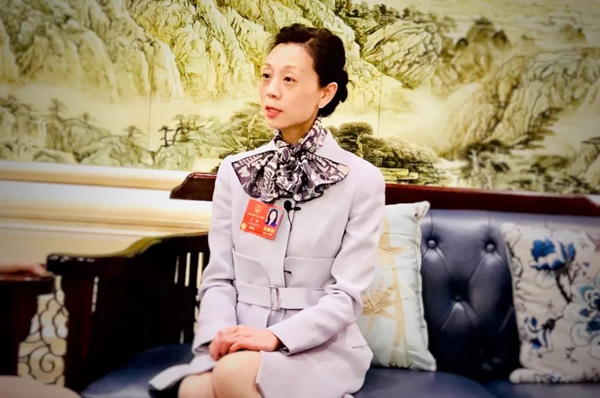 對(duì)新能源汽車的物流應(yīng)用、電池回收,人大代表王麒如此建言