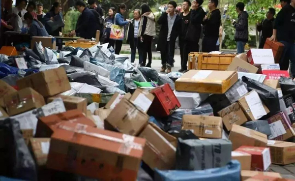 醫(yī)療廢品重制成快遞袋流回市場！物流包裝污染超乎想象